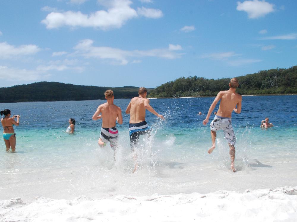 Lake Mckenzie Frasier island 