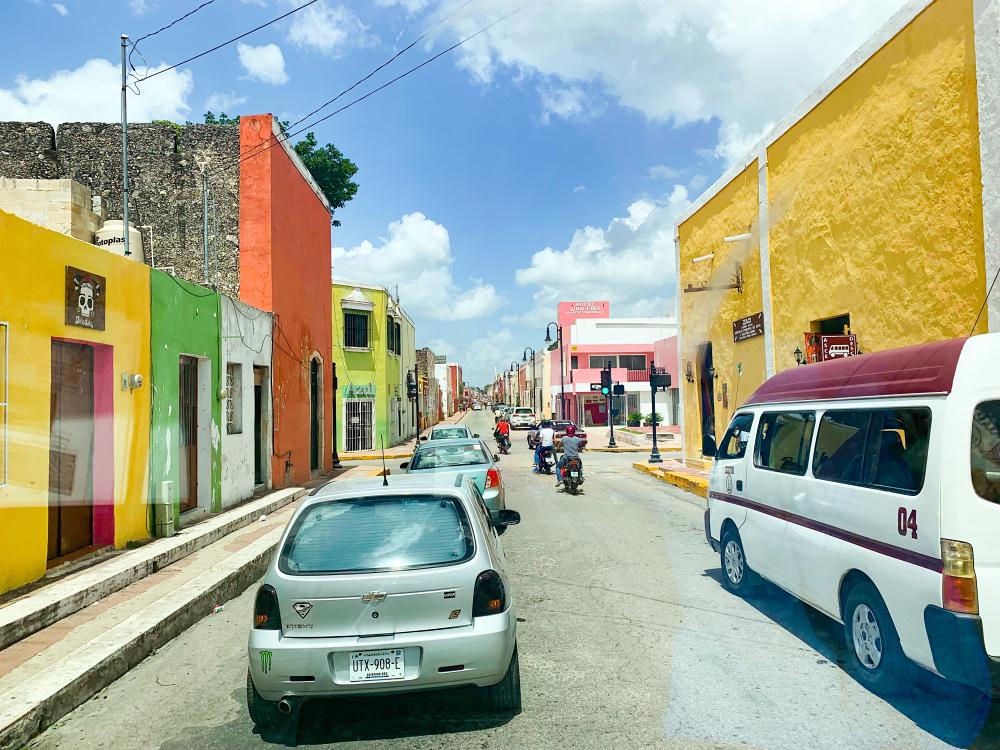 Farverige gader i Campeche