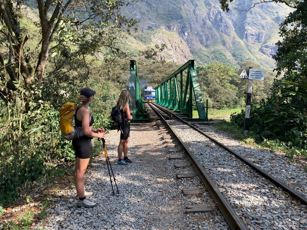 Venter på toget til Cusco