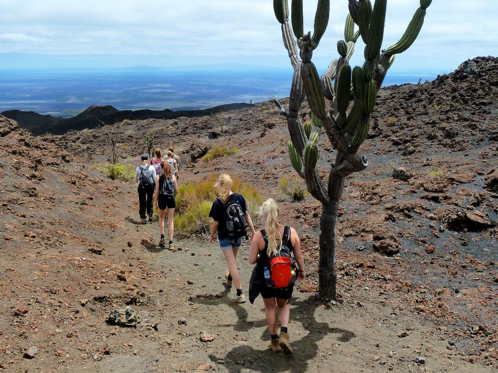 Vulkanvandring på Galapagos