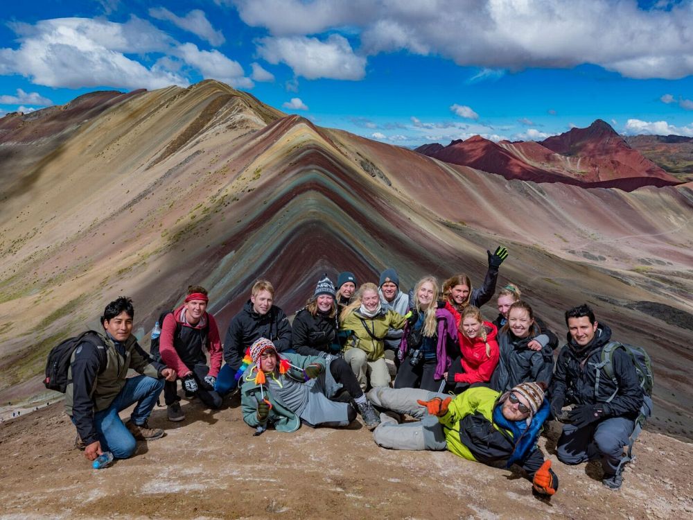 Gruppe ved Rainbow Mountain