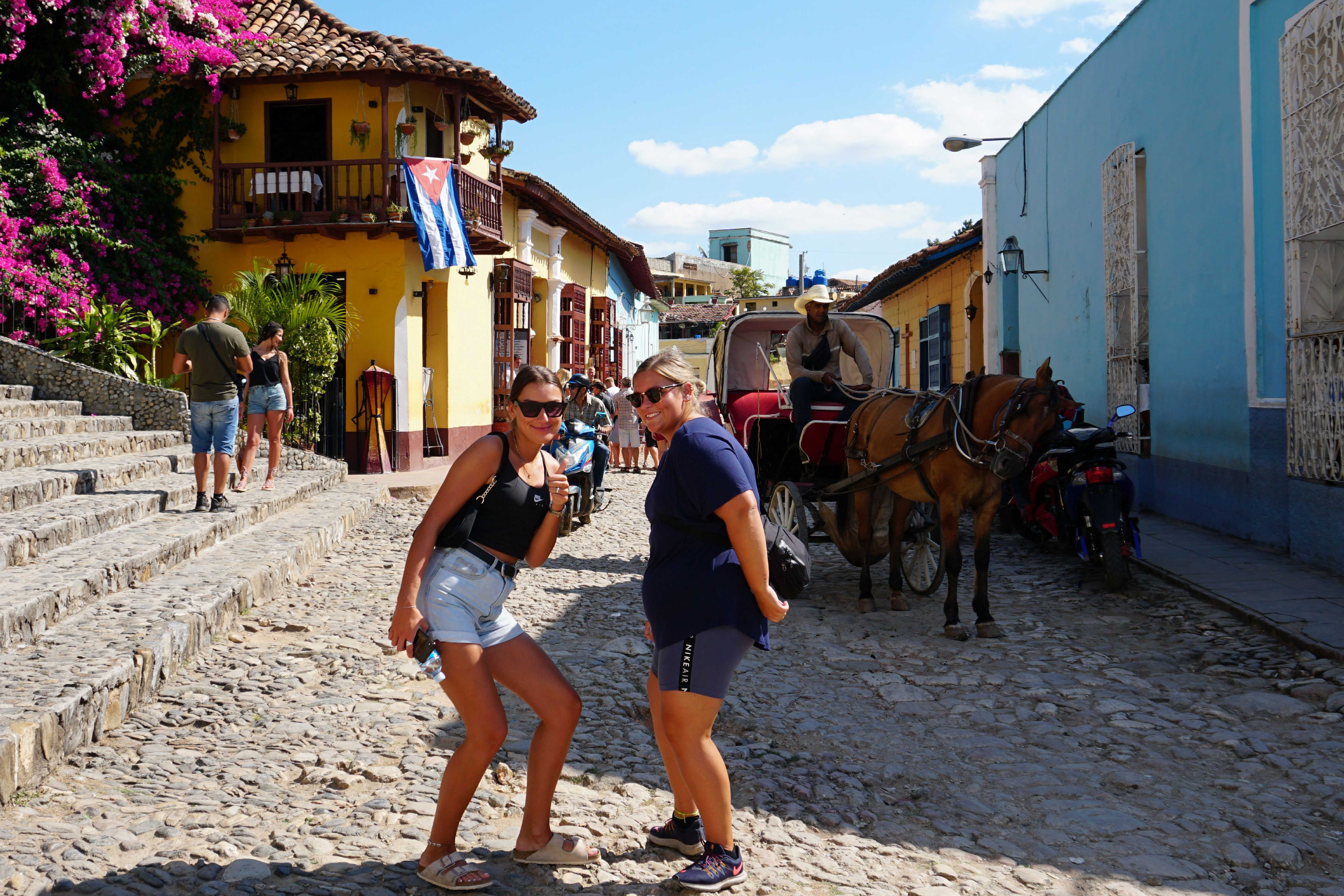 Trinidad vibes og farverige gader