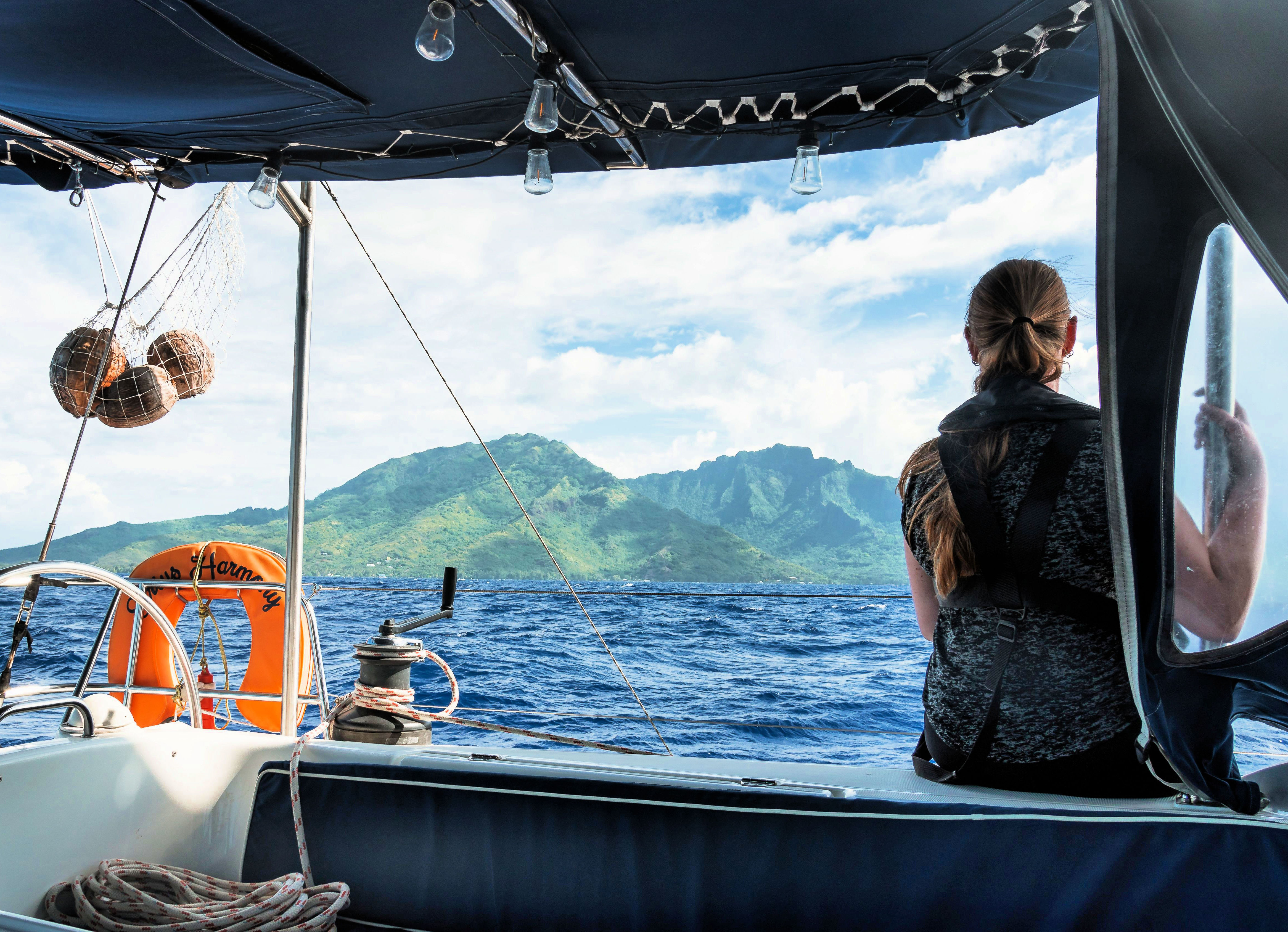 Sejl mellem Tahiti, Moorea, Bora Bora og Tahaa