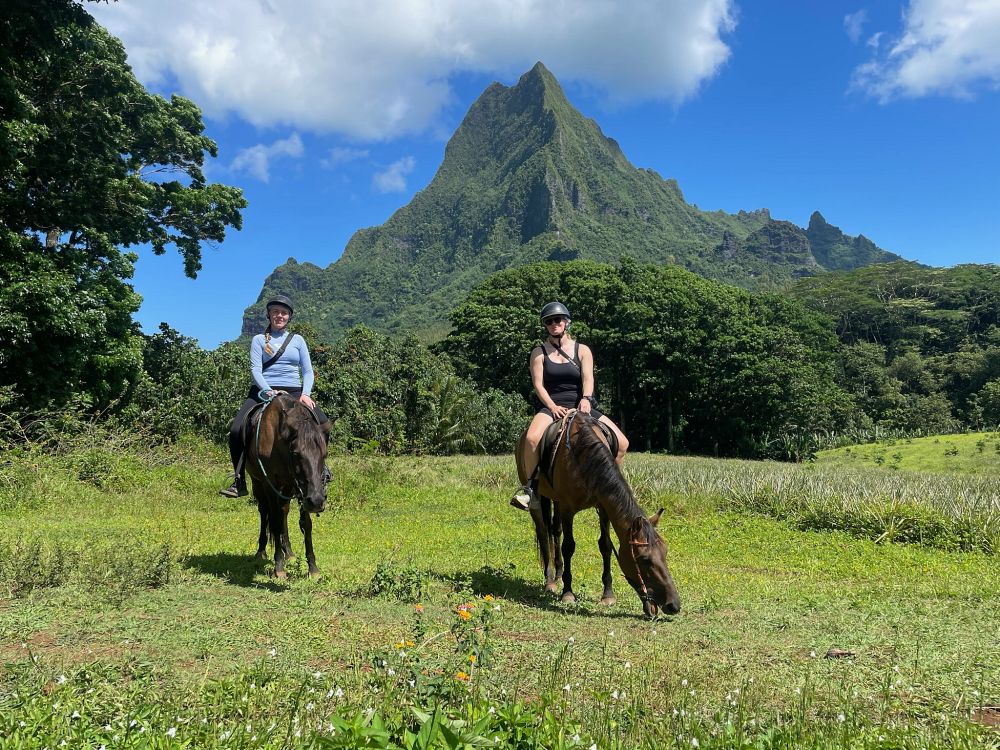 En tur på hesteryg på Moorea