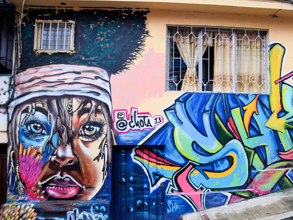 Medellíns farverige graffiti-kvarter